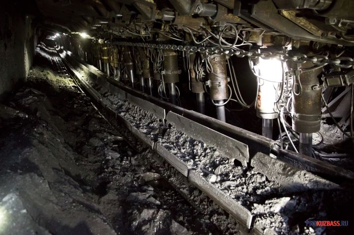 Пожар произошел на шахте в Кузбассе
