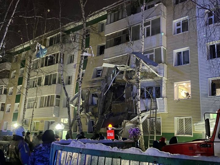 Обрушение пятиэтажки в Нижневартовске привело к гибели как минимум шести человек 
