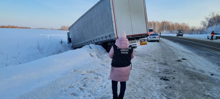 Пять человек погибли в результате ДТП на кузбасской трассе: возбуждено уголовное дело 