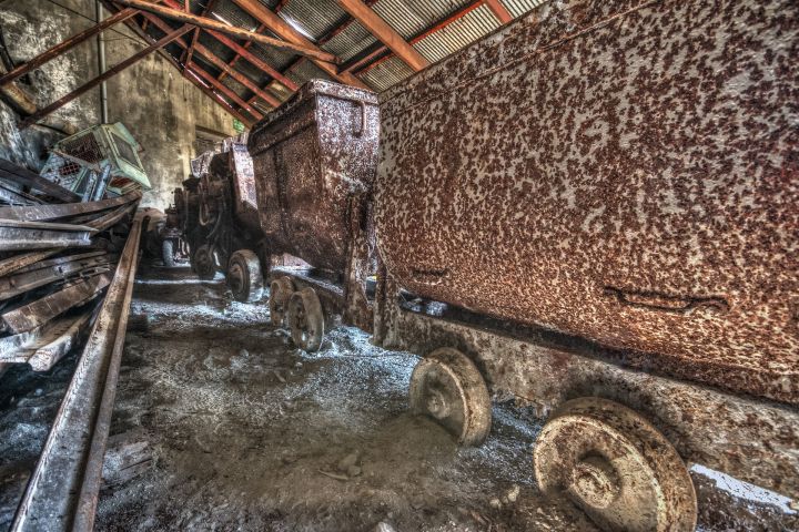 Авария привела к остановке работ на кузбасской шахте 