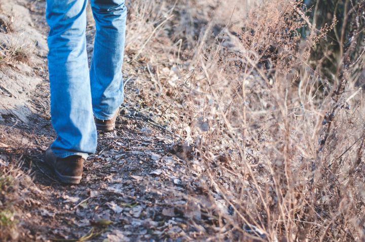 Мужчина плотного телосложения в коричневых ботинках пропал без вести в Новокузнецке