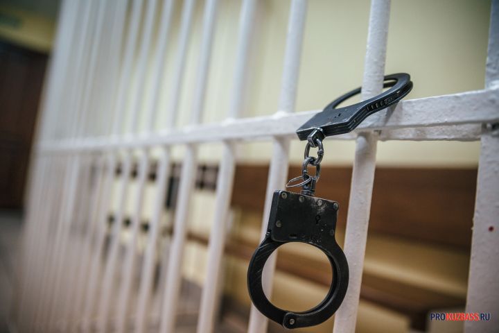 Правоохранители задержали подозреваемого в убийстве подростка в кемеровском общежитии