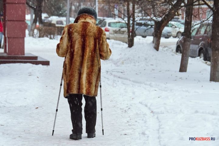 Пожилая женщина в резиновых тапках пропала без вести в Кузбассе 1 января
