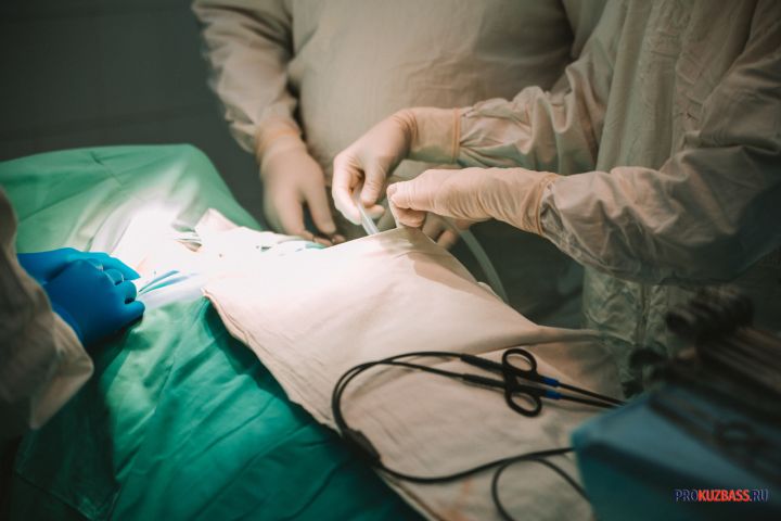 Молодая жительница Кузбасса попала на операционный стол с 15-килограммовой опухолью