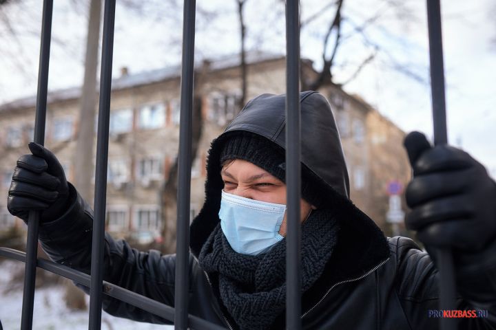 Власти в Кузбассе продлили коронавирусный режим до конца зимы
