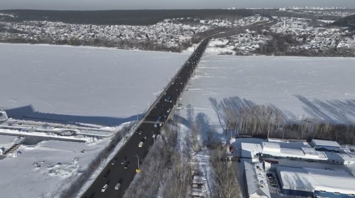 Власти спросили водителей в Кемерове о готовности пользоваться автобусами во время ремонта Кузбасского моста