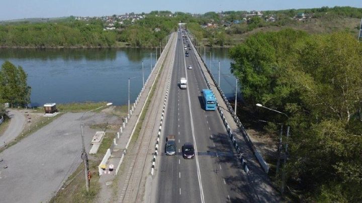 Власти Новокузнецка анонсировали частичное перекрытие оживленного моста через Томь