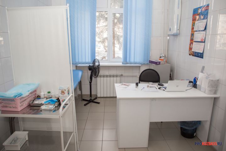 Представитель Минздрава объяснил причину задержки открытия поликлиники в центре Новокузнецка