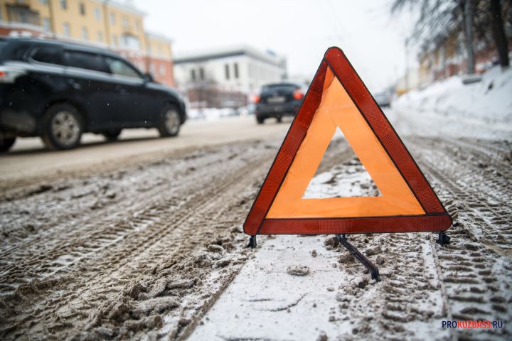 Кемеровчане сообщили о «нелепом» ДТП на Кузнецком проспекте 