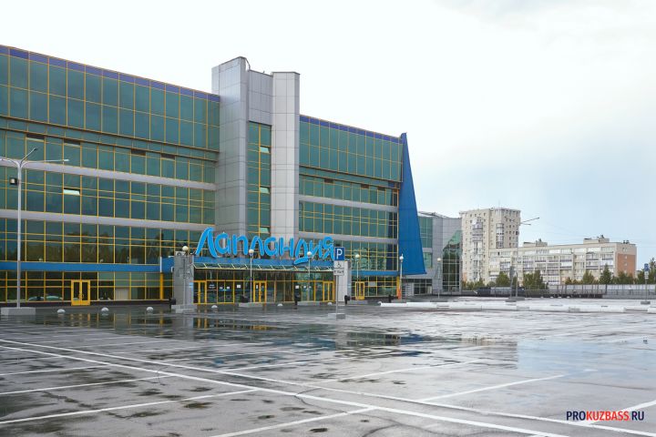 Суд обязал жительницу Кузбасса выплатить 1,5 млн рублей владельцу кемеровского ТРЦ