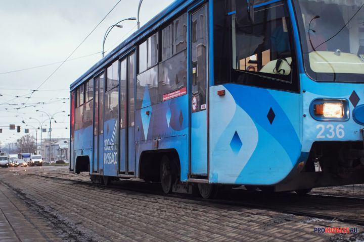 Трамвай сломался ранним утром в Кемерове