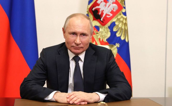 Владимир Путин: регионы РФ с низкой рождаемостью получат 75 млрд рублей
