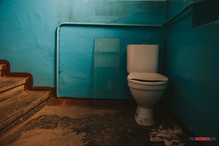 Женщина пожаловалась на антисанитарию в туалете автовокзала Новокузнецка