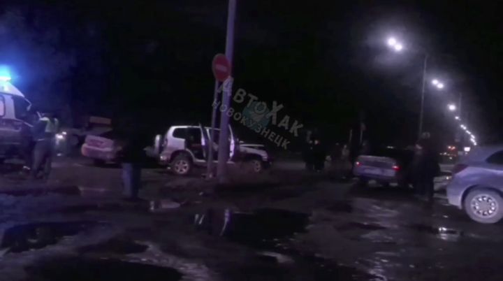 Новокузнечане сообщили о ДТП с двумя машинами на объездной дороге