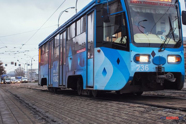 ДТП с трамваем произошло в Новокузнецке