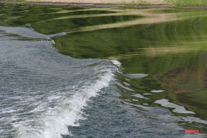 Власти: уровень воды в реке в Мариинске скоро достигнет опасной отметки