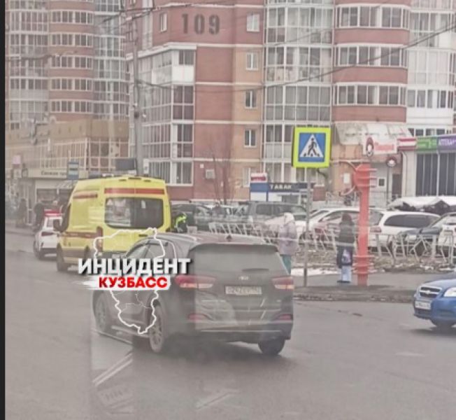 ДТП произошло на проспекте в Кемерове