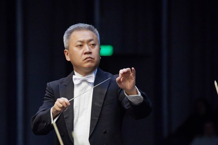 Филармония пригласила кемеровчан на закрытие концертного сезона Губернаторского симфонического оркестра