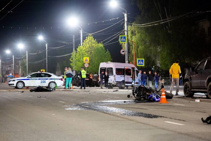 Соцсети: юный мотоциклист погиб в ДТП с микроавтобусом в Кузбассе