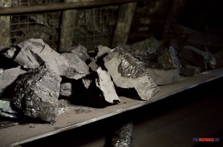 Добыча угля в Кузбассе снова упала