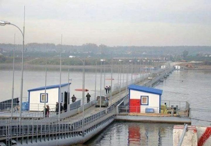 Власти объявили об открытии понтонного моста в Юрге