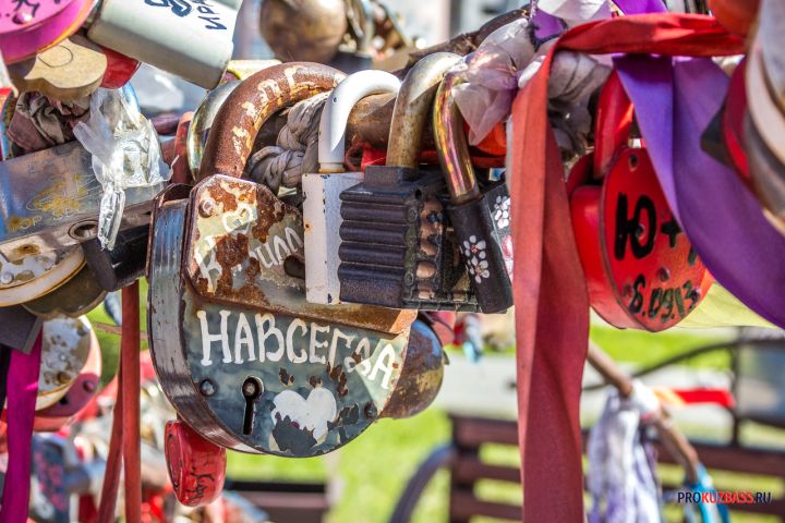 Кузбассовцы стали реже жениться