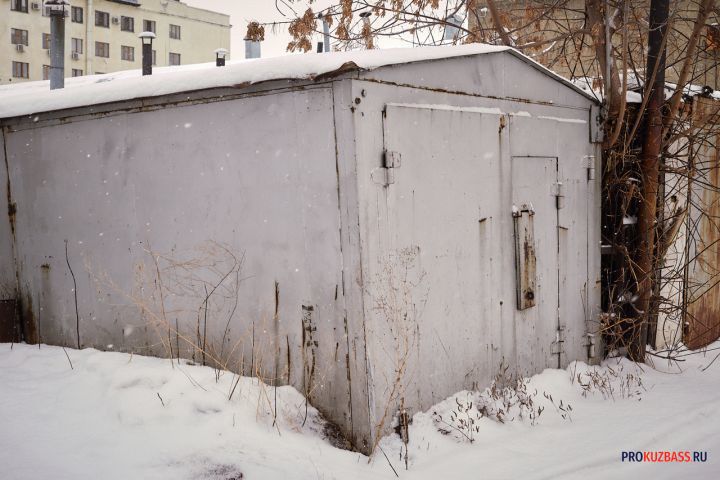 В Новокузнецке демонтируют гаражи и киоски