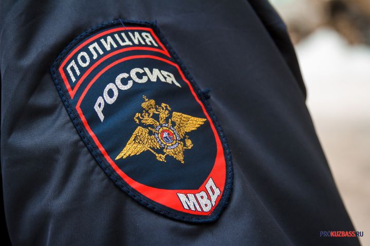 Правоохранители забрали дочь кемеровчанки за пьяные стримы с угрозами
