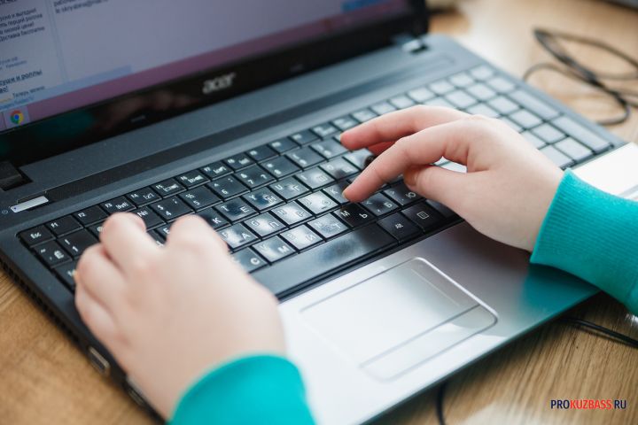 Кемеровские выпускники оценивают поиск работы на 6,4 балла из 10