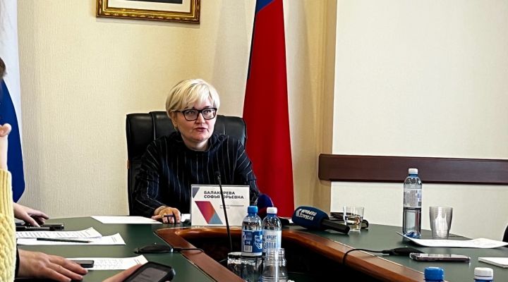 Власти Кузбасса заявили о существенном повышении зарплат учителей