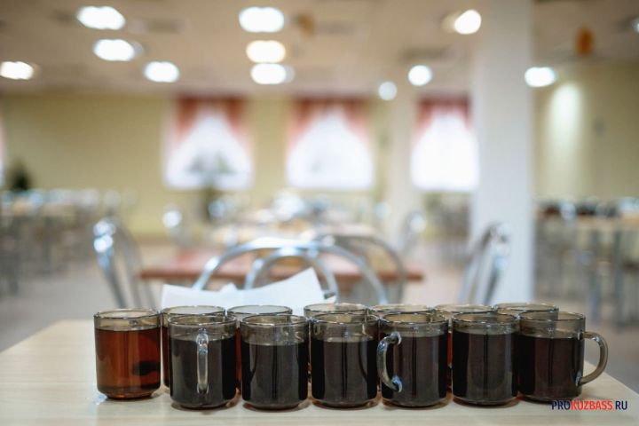 Роспотребнадзор выявил серьезные нарушения в школьных столовых Кузбасса