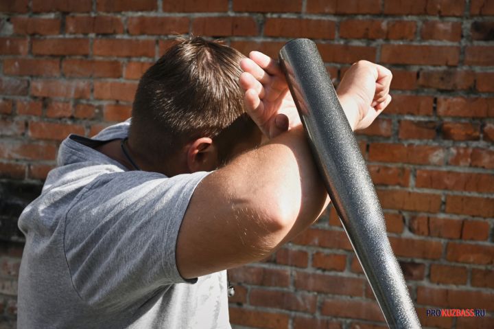 Двоих кузбассовцев подозревают в похищении человека