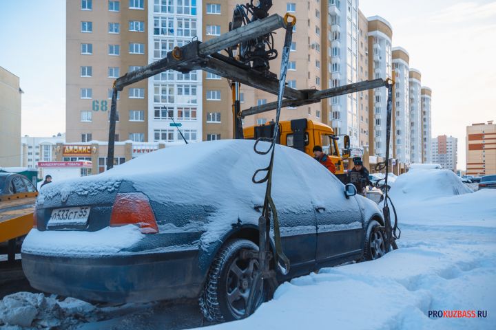Кемеровчане могут остаться без автомобилей, оставленных на долгое время