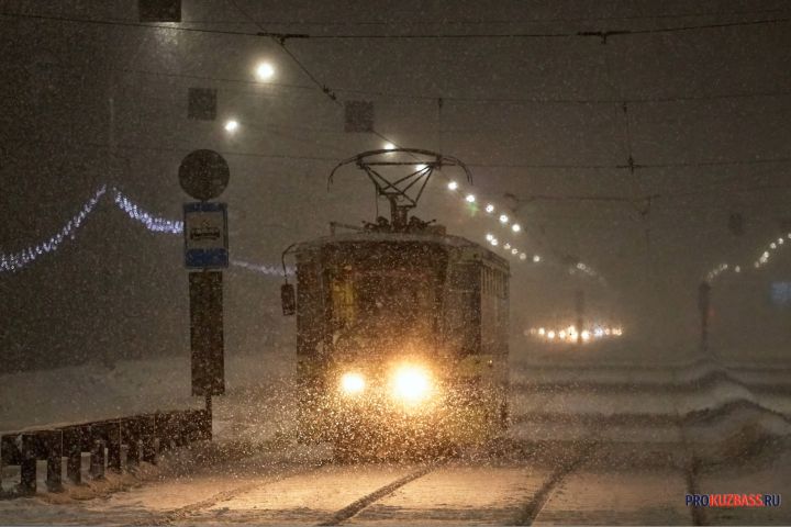Штормовое предупреждение объявлено в Кузбассе
