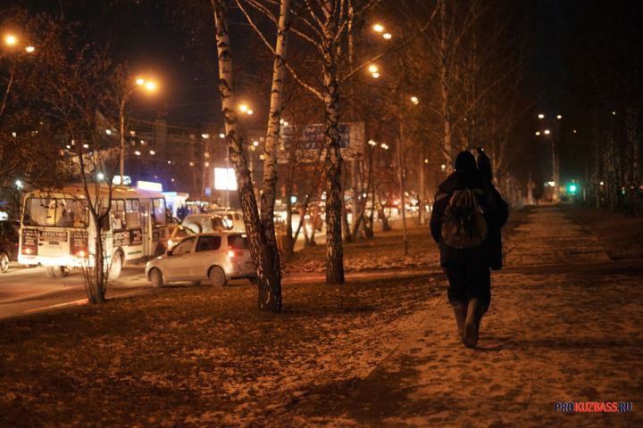 Пенсионер в камуфляжной куртке пропал без вести в кузбасском поселке