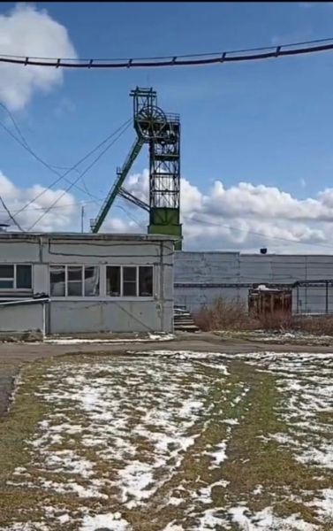 Суд запретил использовать подвесной локомотив на шахте в Кузбассе из-за опасности для горняков