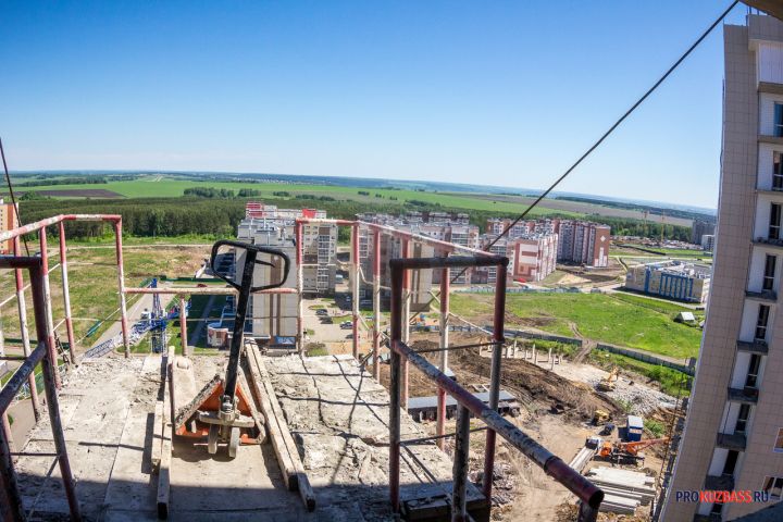 В Минстрое Кузбасса рассказали, сколько строек сорвали подрядчики в прошлом году