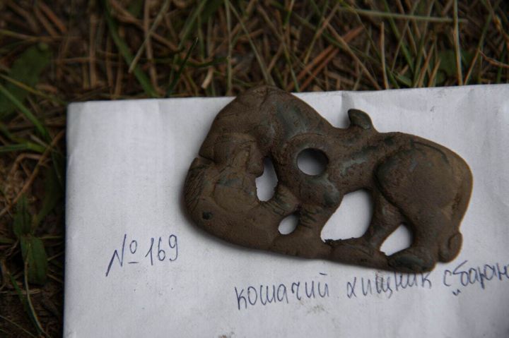 Кузбасские археологи нашли уникальное древнее украшение