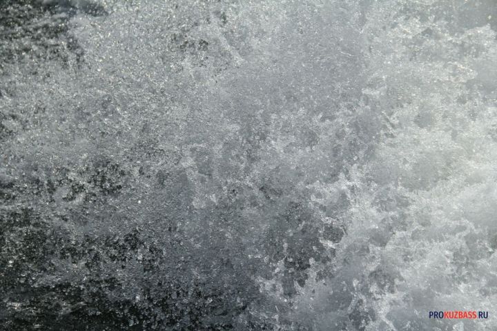 Потоп произошел в торговом центре Кемерова