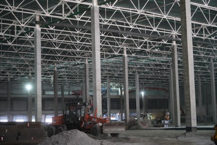 В Кузбассе завершается строительство логистического центра «OZON»