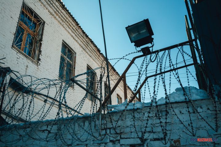Сотрудник кузбасской больницы четыре года отлично зарабатывал на взятках