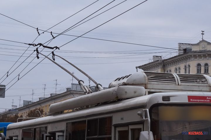 Маршруты троллейбусов скорректированы в Новокузнецке накануне Дня шахтера