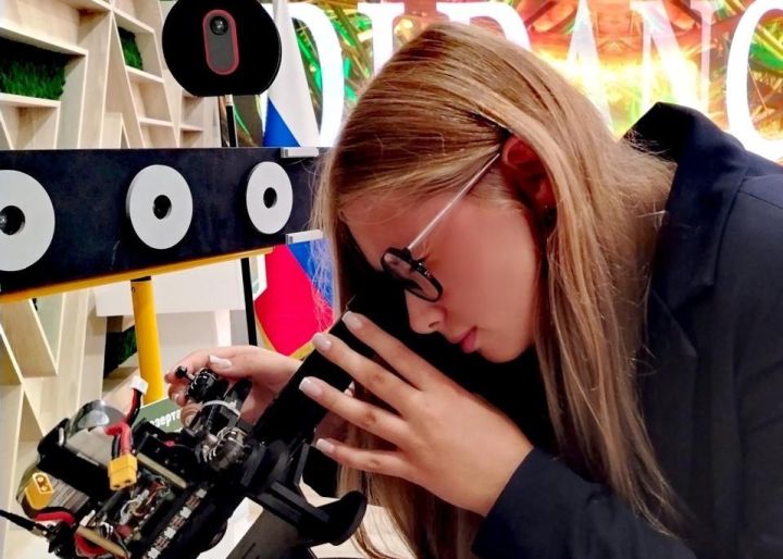 Кемеровская школьница стала полноправной участницей Восточного экономического форума