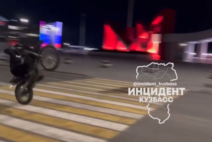 Подростки  продолжают устраивать опасные уличные гонки в Кемерове