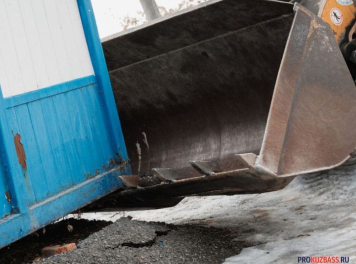 В Кемерове демонтируют несколько заведений общепита