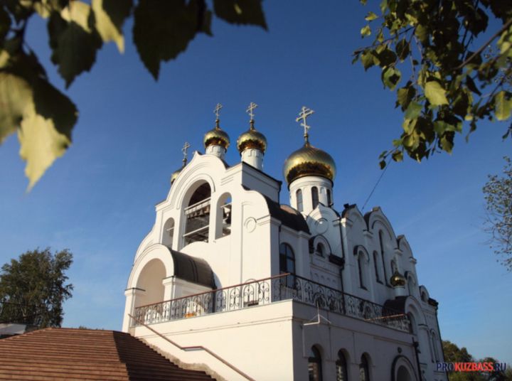 Мощи святителя Тихона доставлены в Кемерово