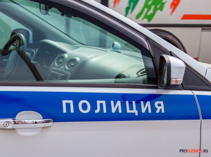 Школьники в Новокузнецке распылили огнетушитель в автобусе