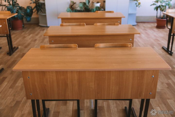 В Кузбассе почти пустуют десятки сельских школ 
