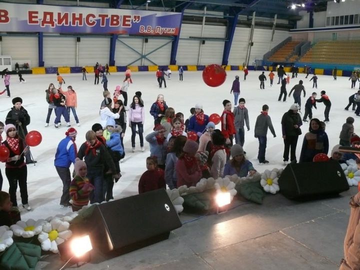Отличники Кузбасса смогут бесплатно кататься на коньках