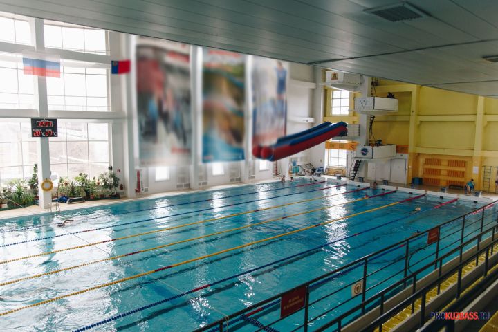 В Кузбассе стартовал первый в регионе чемпионат МВД России по плаванию